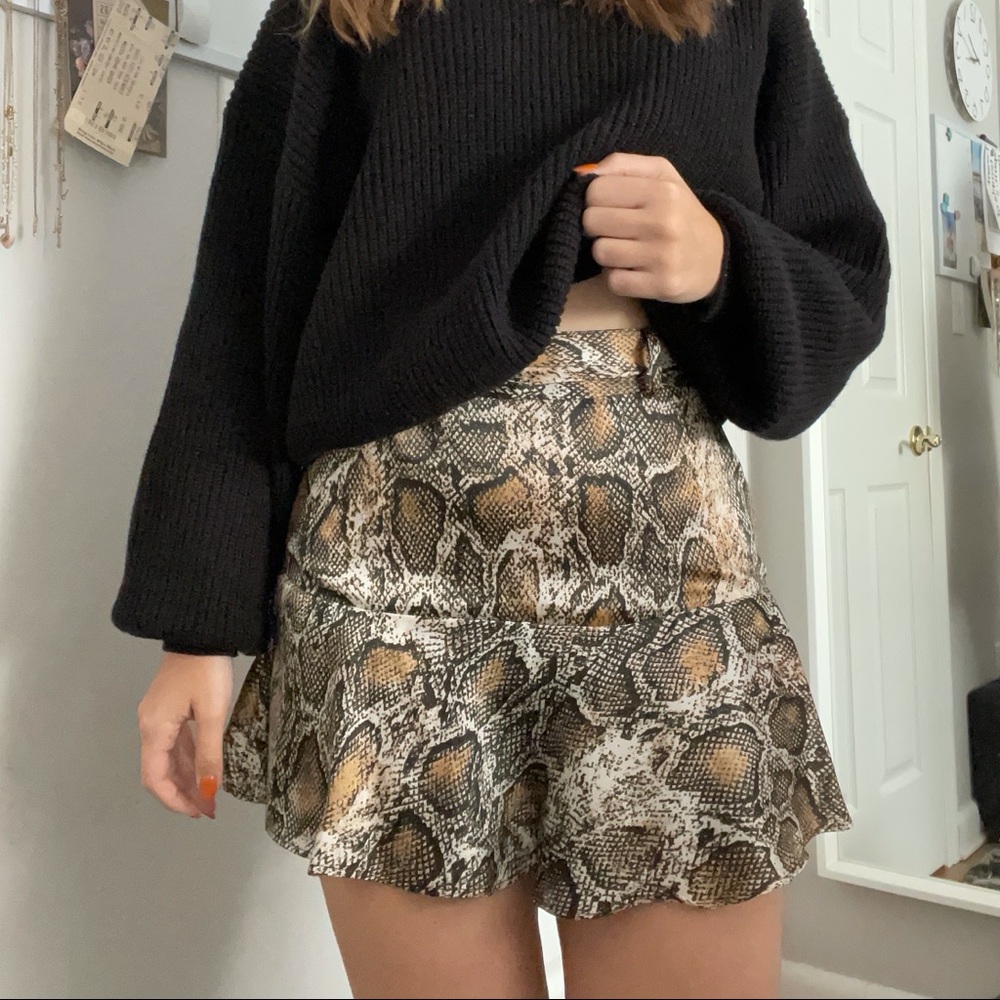 funky satin snakeskin print skirt